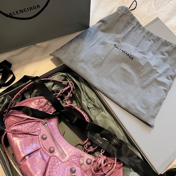 WOMEN'S LE CAGOLE METALLIC PINK SHOULDER BAG CROCODILE EMBOSSED WITH RHINESTONES - Picture 3 of 15